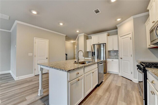 Building Photo - 2408 Morgan Creek Rd