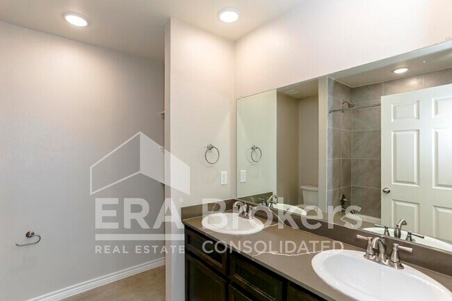 Building Photo - 2328 Duntov Dr