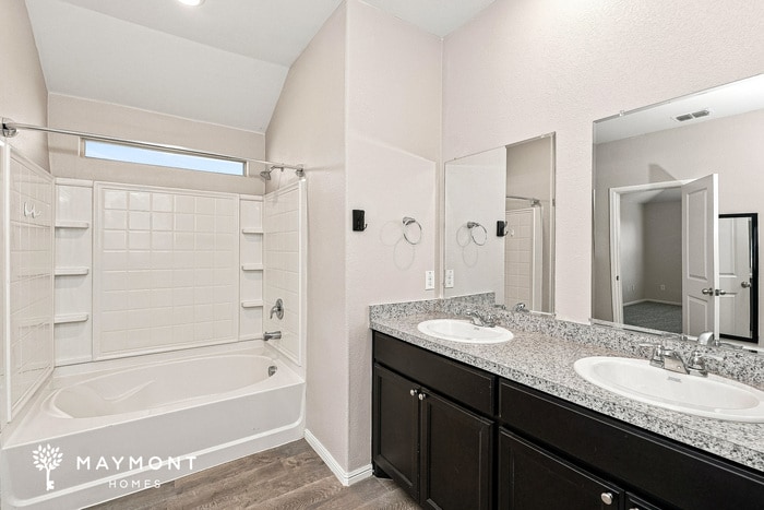 Building Photo - 9765 Walnut Cove Dr