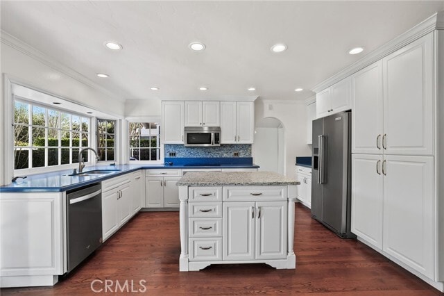 Building Photo - 1836 Port Abbey Pl