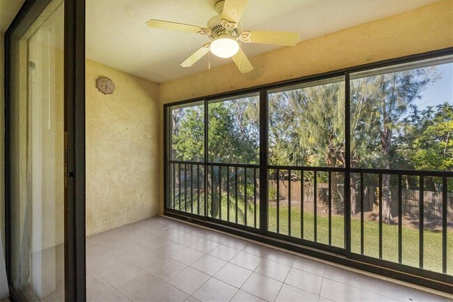 Building Photo - 4414 Spicewood Dr