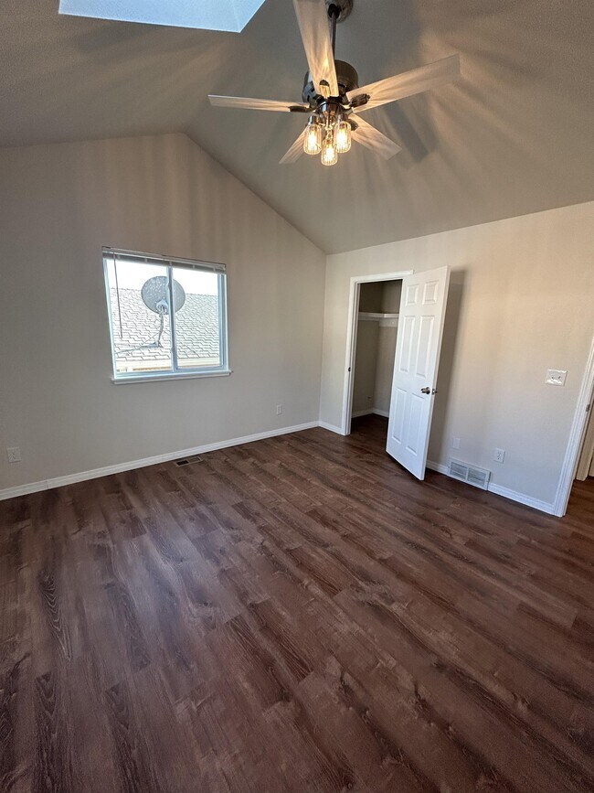 Building Photo - 8220 Medicine Bow Cir