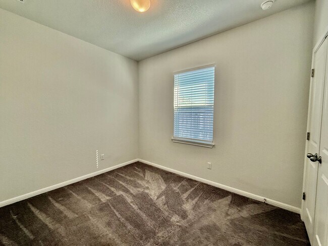 Building Photo - Impeccable 3 Bedroom in Trace