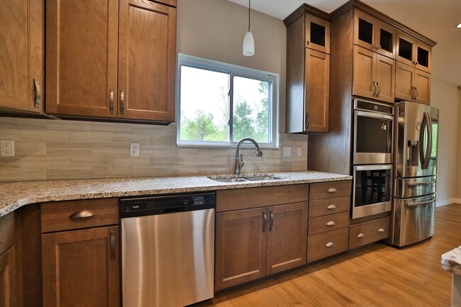 Building Photo - Gorgeous 3 Bedroom Home in Edwardsville