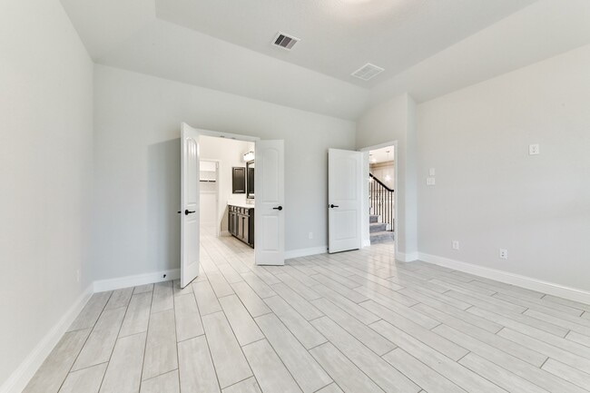 Building Photo - 11731 Tranquility Summit Dr
