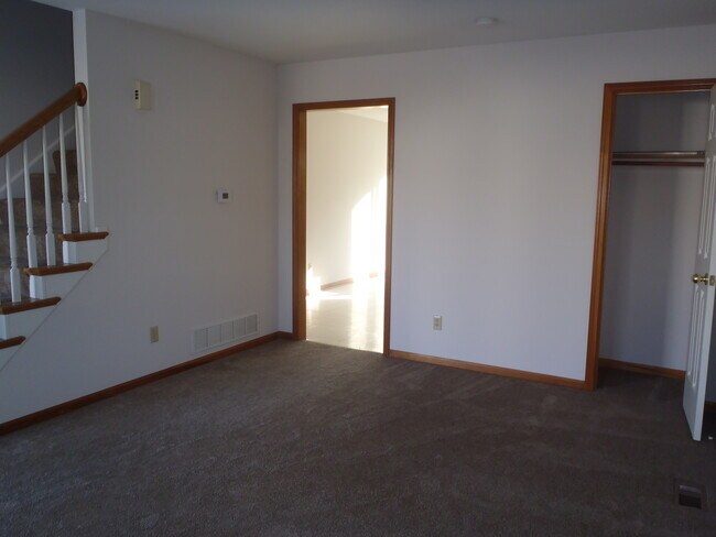 Building Photo - 4006 Beacon Hill Ct