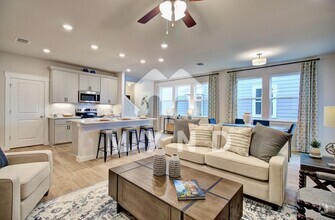 Denali Living/Dining Area - Casinas at Gruene