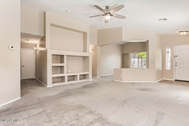 Building Photo - 6038 N Almanza Ln