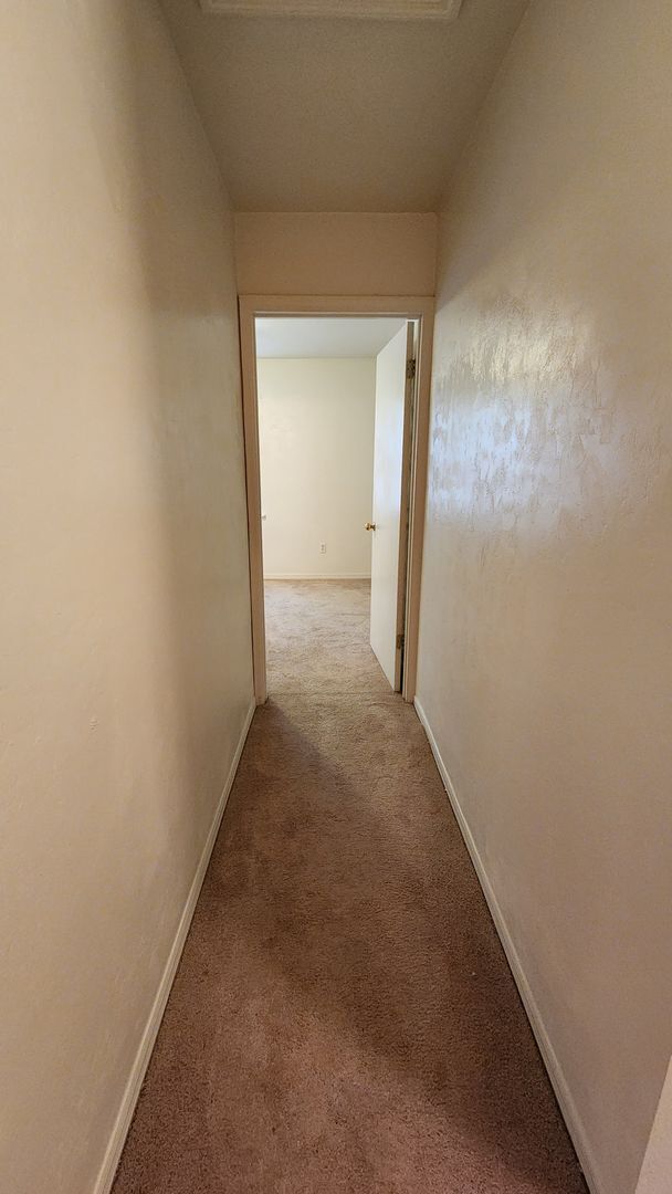 Building Photo - 2/2.5 Townhouse @ Greenleaf