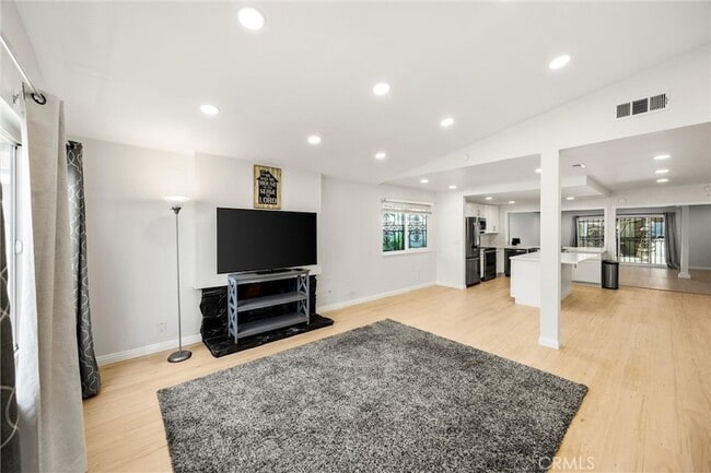 Building Photo - 13509 Destino St