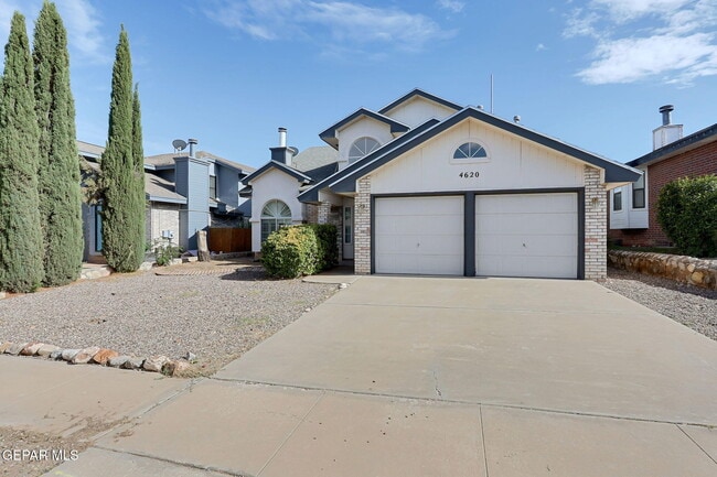 Building Photo - 4620 Loma De Cobre Dr