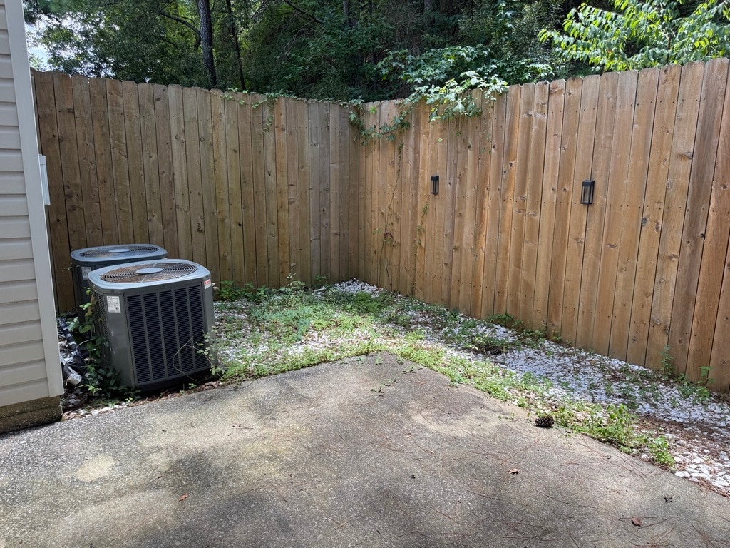 Building Photo - 525 Hackberry Ridge Cv