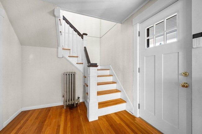 Building Photo - 30 Whitney St