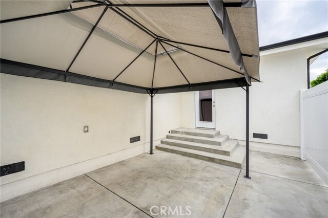 Building Photo - 8025 Bellingham Ave