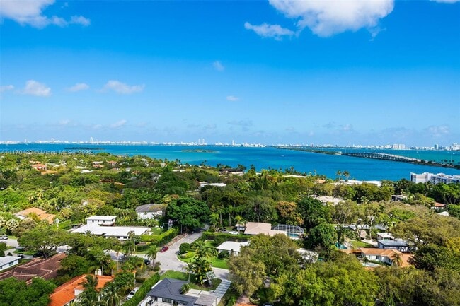 Building Photo - 4250 Biscayne Blvd