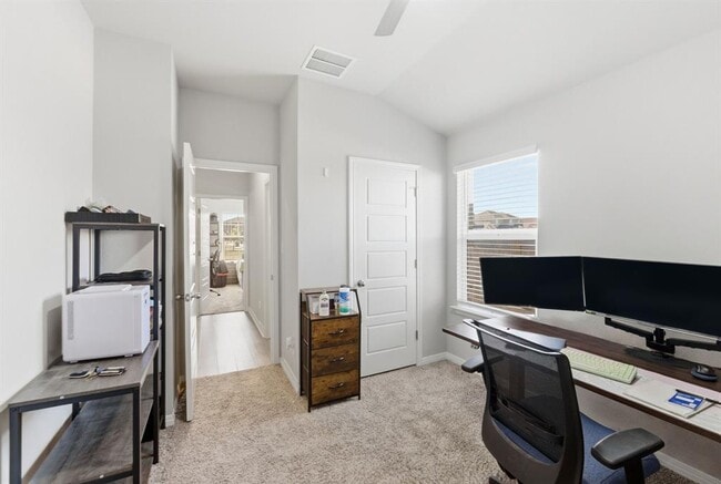 Building Photo - 17800 Fairbridge Ln