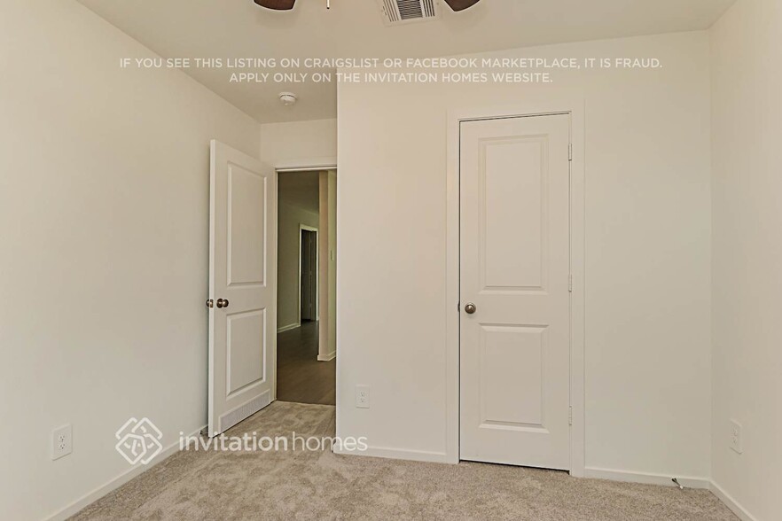 Building Photo - 16465 Blossom Grv Dr