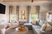 Building Photo - 120 Angela St