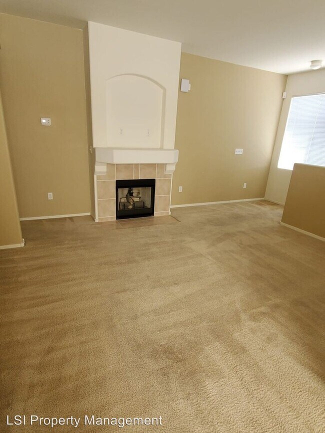 Building Photo - 9050 W Warm Springs Rd