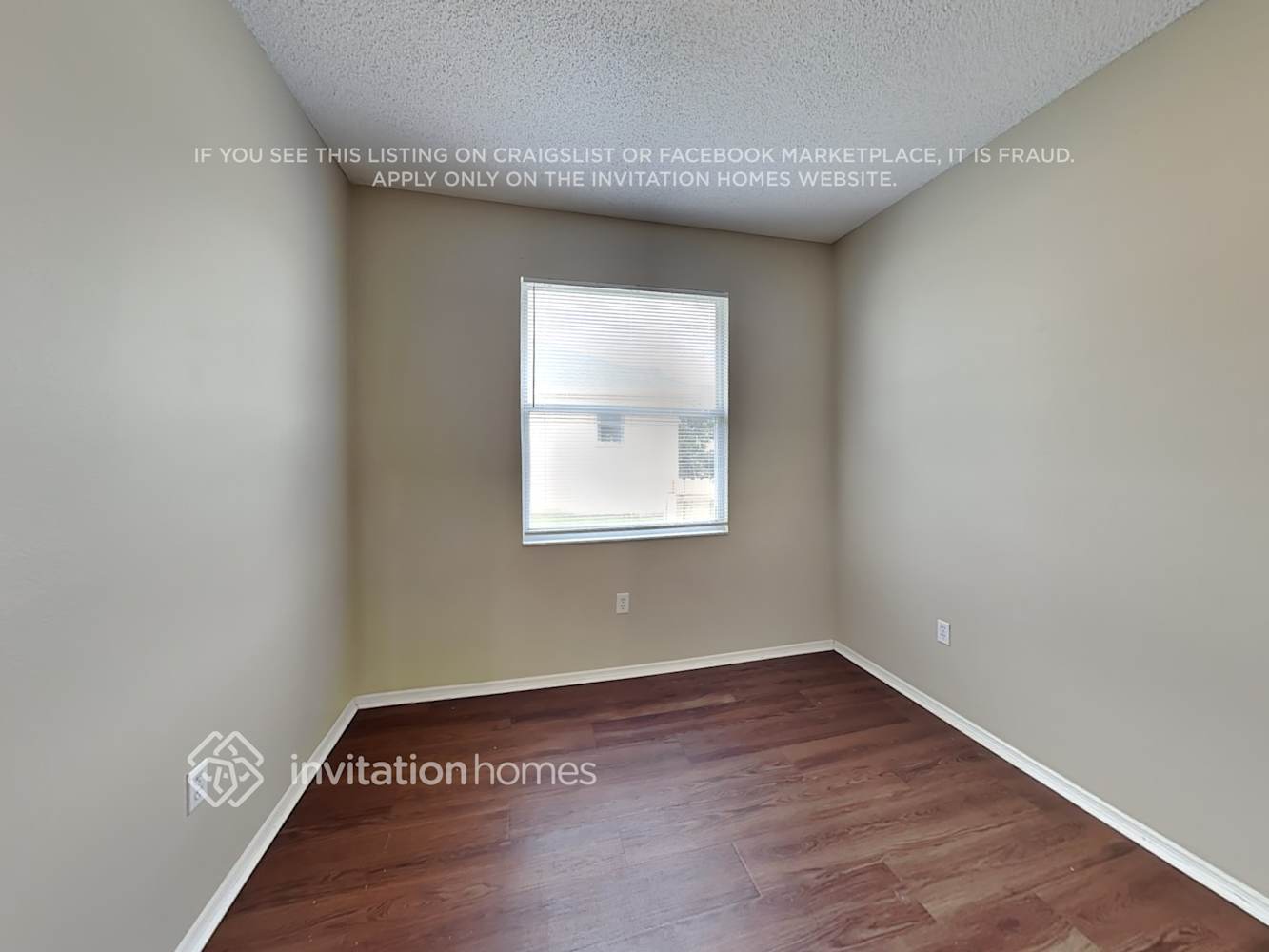 Building Photo - 9106 69th Ave E