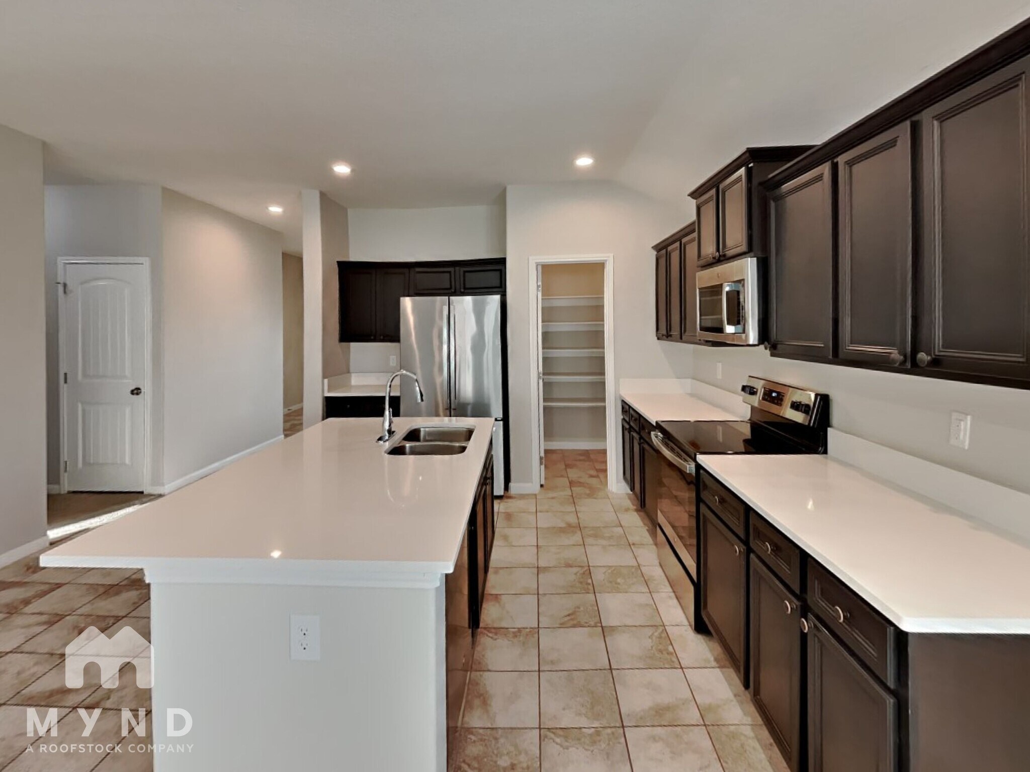 Building Photo - 4605 Elderberry St
