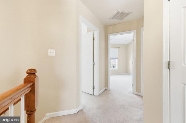 Building Photo - 21369 Sawyer Square