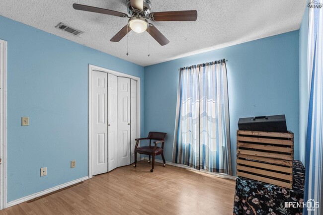 Building Photo - 515 N Texas St