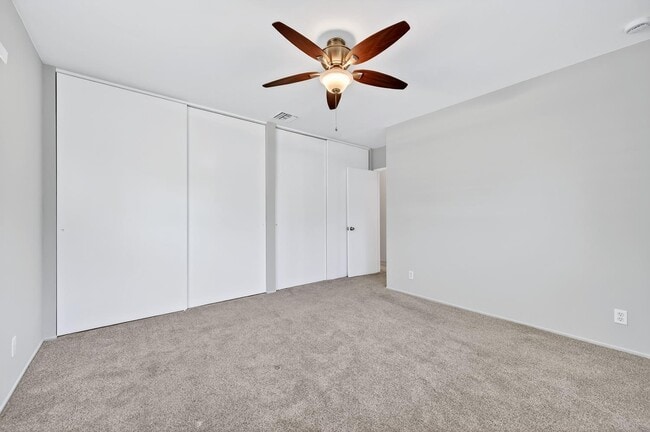 Building Photo - 4913 Premiere Ave