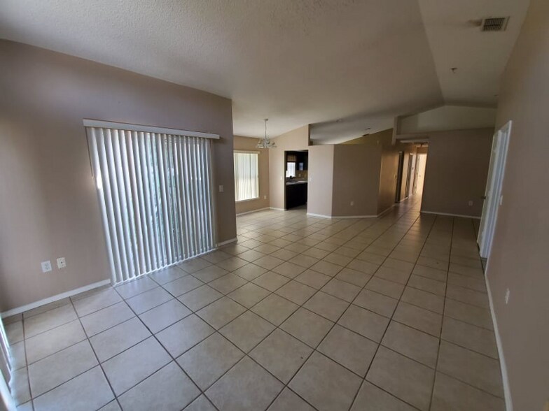 Primary Photo - 1440 Timberbend Cir