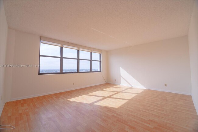 Building Photo - 300 Three Islands Boulevard