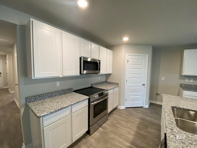 Building Photo - 24641 Alamitos Trace Dr