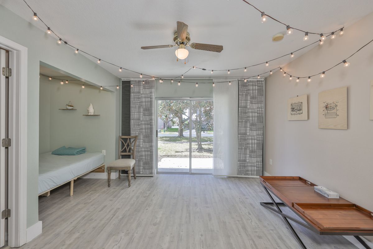 Building Photo - 1307 Salem Orchard Ln