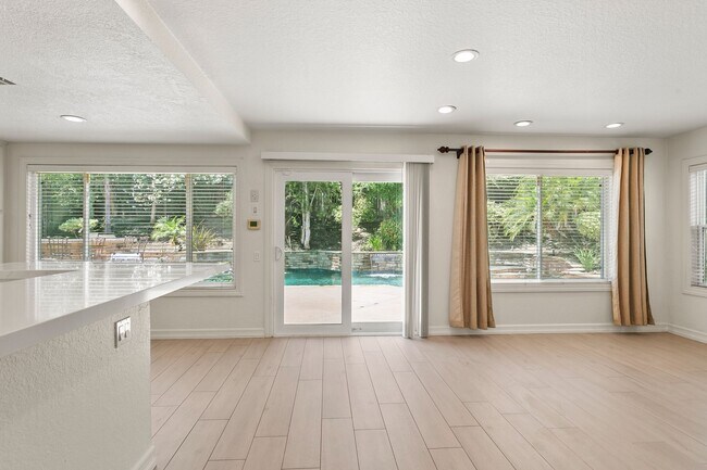 Building Photo - Beautiful 4-Bedroom Home with Private Pool...