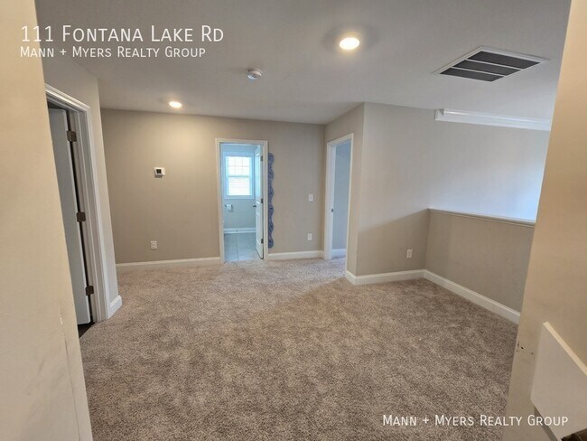 Building Photo - 111 Fontana Lake Rd
