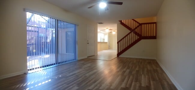 Building Photo - 2706-2712 12th Ct