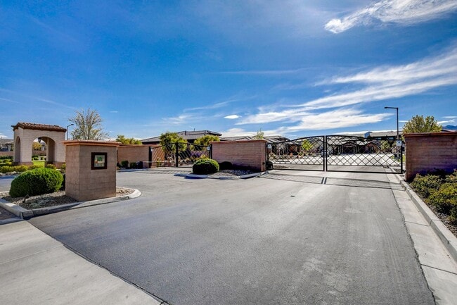 Building Photo - Private Cul-de-Sac Estate in Gated Summerlin with Pool, Spa & Outdoor Living