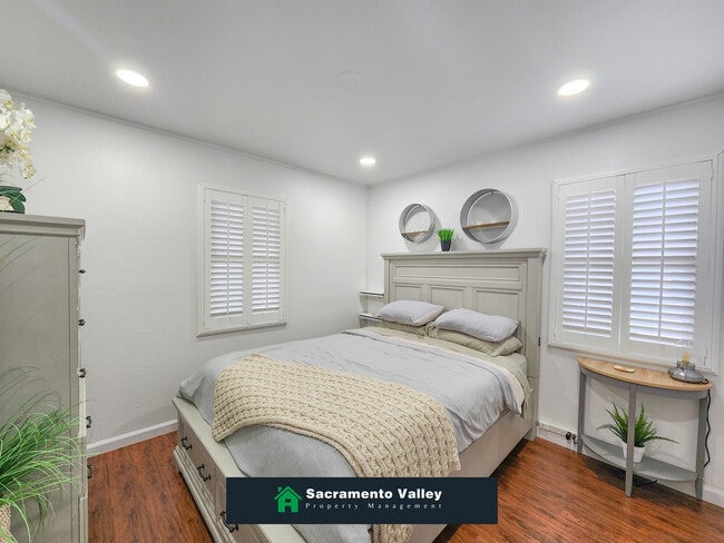 Building Photo - 3500 Marjorie Way