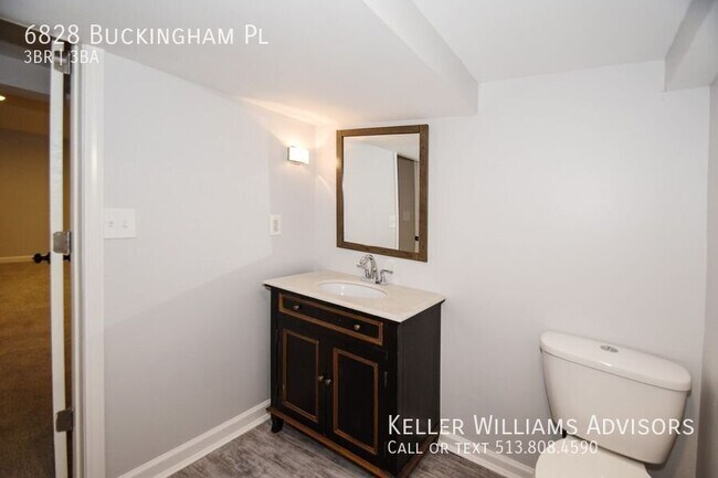 Building Photo - 6828 Buckingham Pl