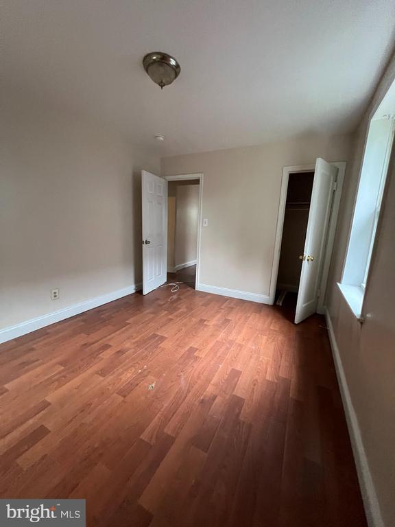 Building Photo - 38 Galveston Pl SW