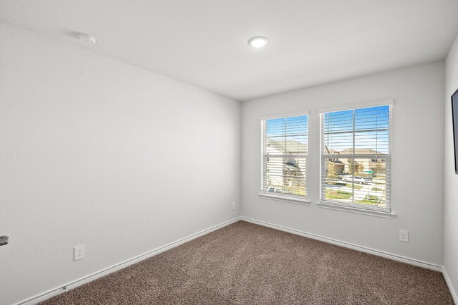 Building Photo - Beautiful 4 Bedroom Home in Spiritas Ranch Near Lake Lewisville