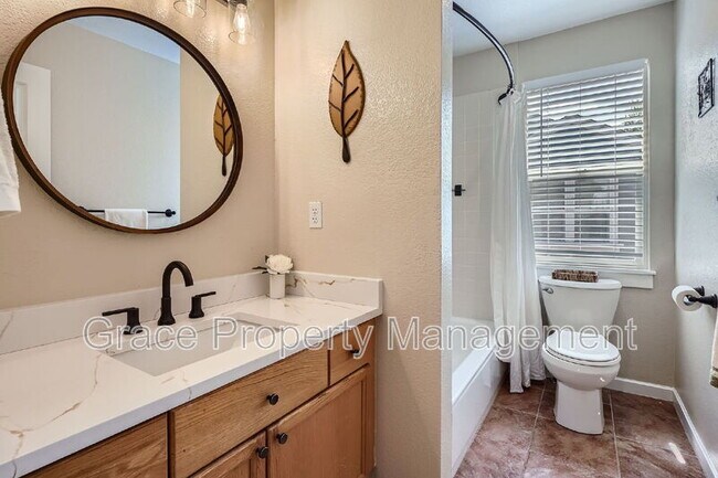 Building Photo - 16376 Flintlock Ct