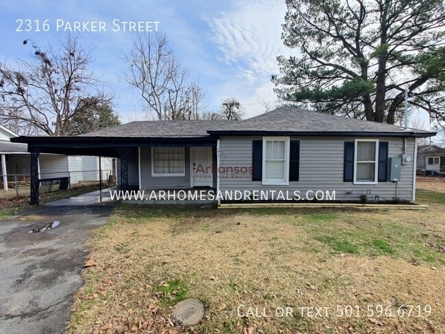 Building Photo - 2316 Parker St