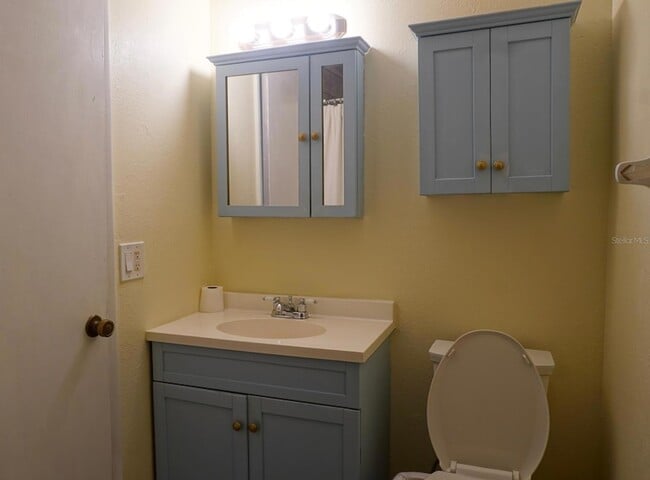 Building Photo - 668 Georgia Ave