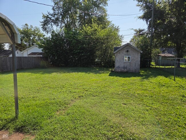 Building Photo - 385 Morningside Dr