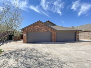 Building Photo - Beautiful 4/2 Home in Wolfforth