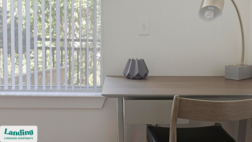 Building Photo - 7373 Valley View Ln