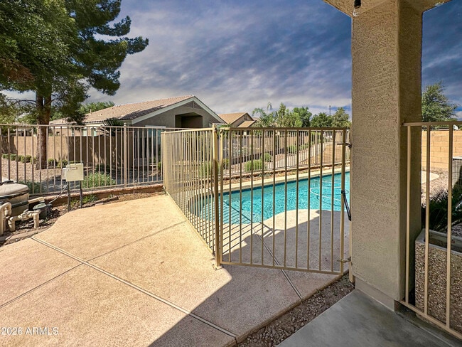 Building Photo - 3078 S Southwind Dr