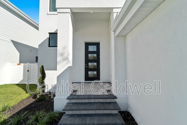 Building Photo - 2345 Bahia Vista St