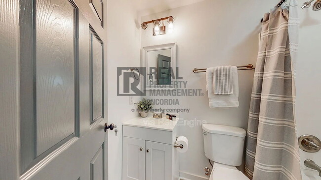 Building Photo - 112 High St