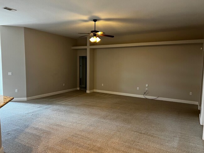 Building Photo - 9722 Misty Meadow Ln